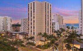 Hyatt Place Waikiki Beach